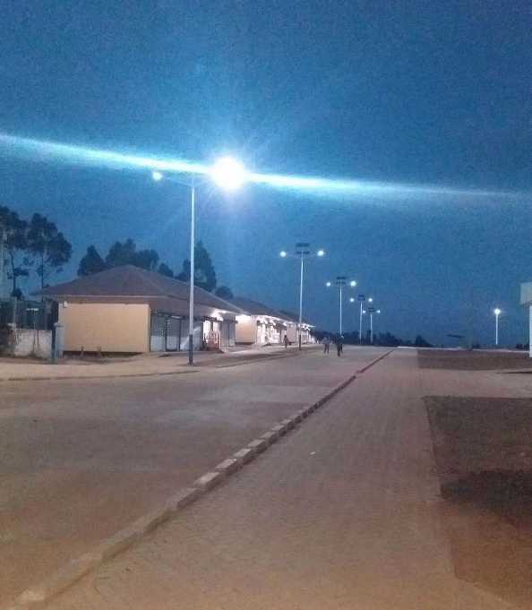沙河市非洲科特迪瓦太阳能路灯工程